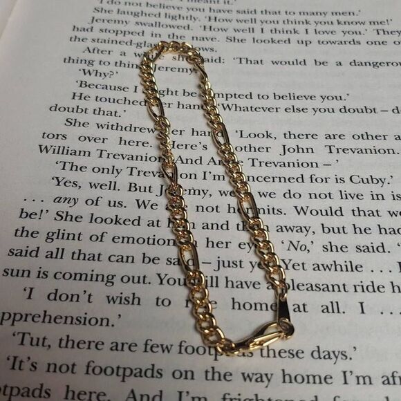 Green Stone and 14KGP Bracelet Bundle - Picture 5 of 10